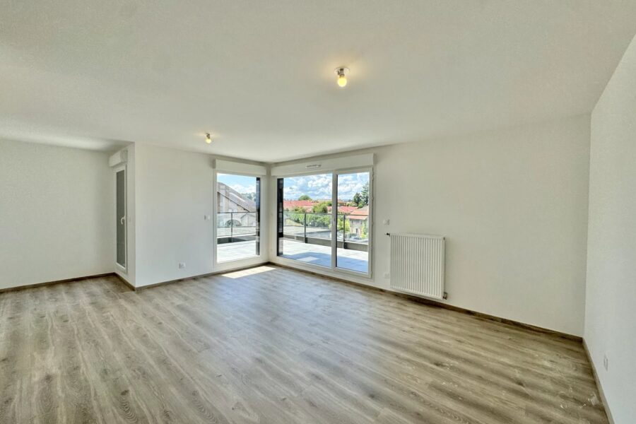 Appartement à vendre à Thonon-les-Bains — Vue sur la ville — photo 10