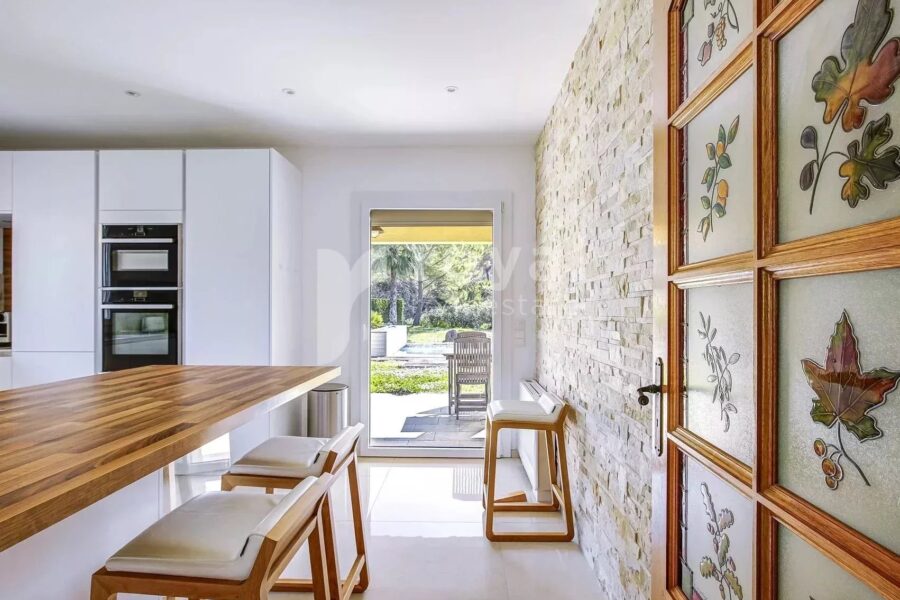 Maison à vendre à Mougins — Vue parc & jardin — photo 14