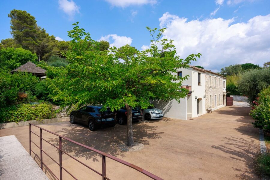 Maison à vendre à Mougins — Vue sur la ville — photo 14