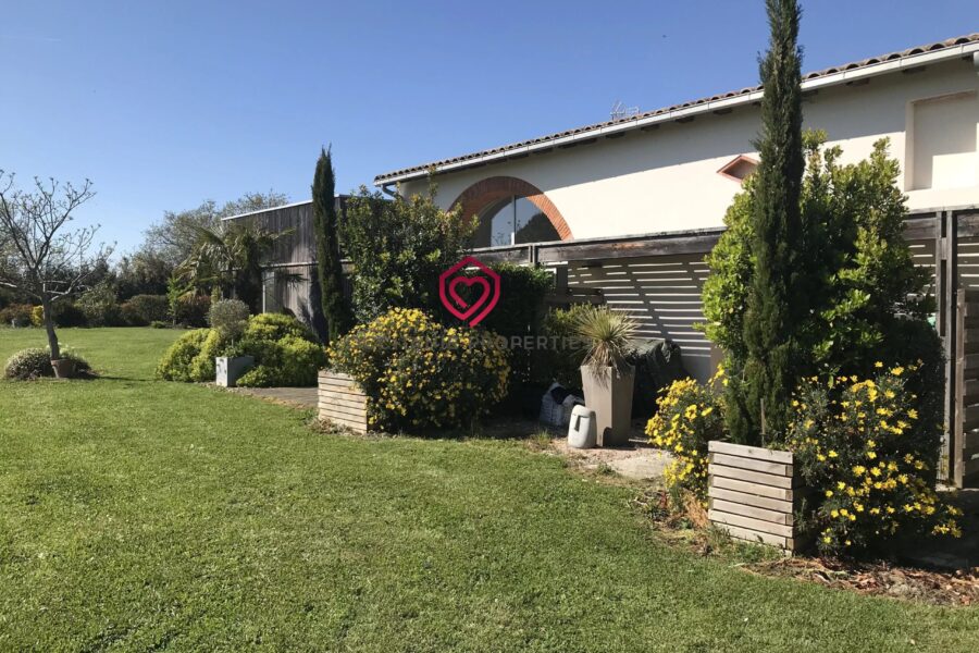 Maison à vendre à Villefranche-de-Lauragais — Vue montagne — photo 39