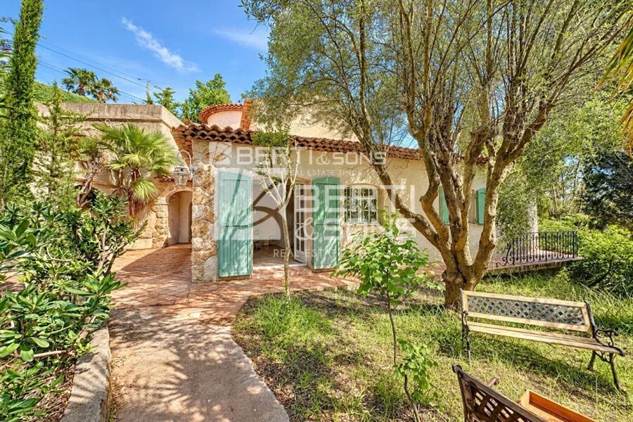 Maison à vendre à Mandelieu-la-Napoule — Vue mer — photo 7
