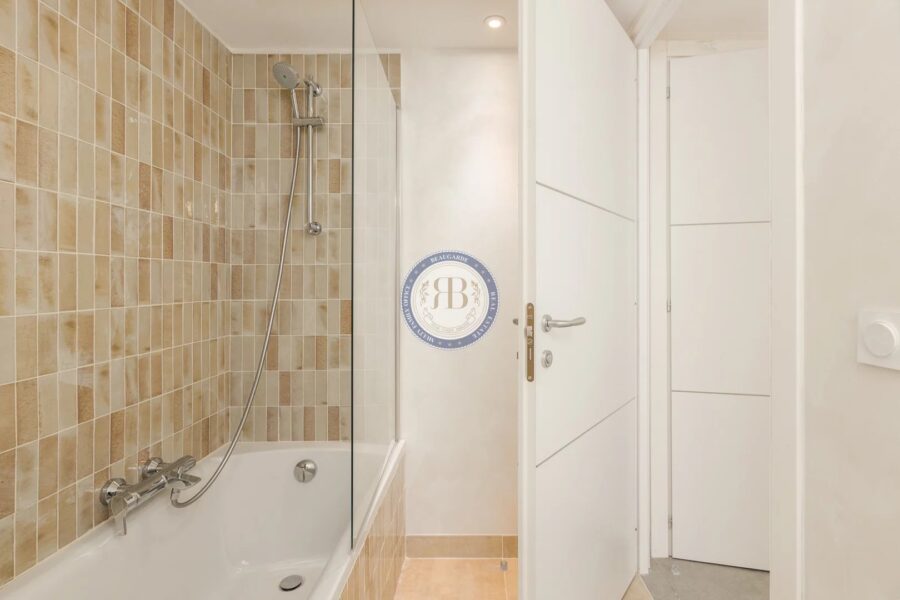 Maison à vendre à Beausoleil — Vue mer — photo 17