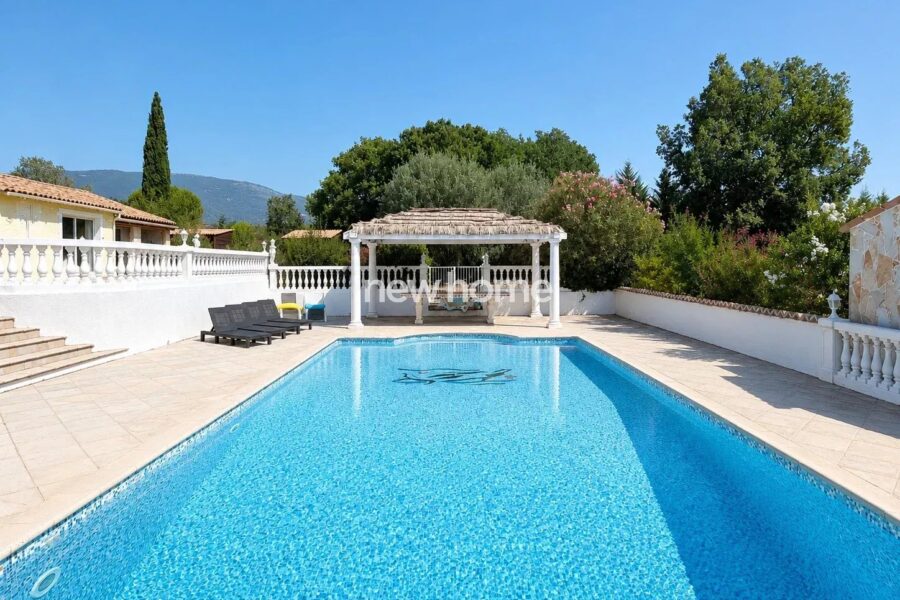Maison à vendre à Fayence — Vue parc & jardin — photo 4