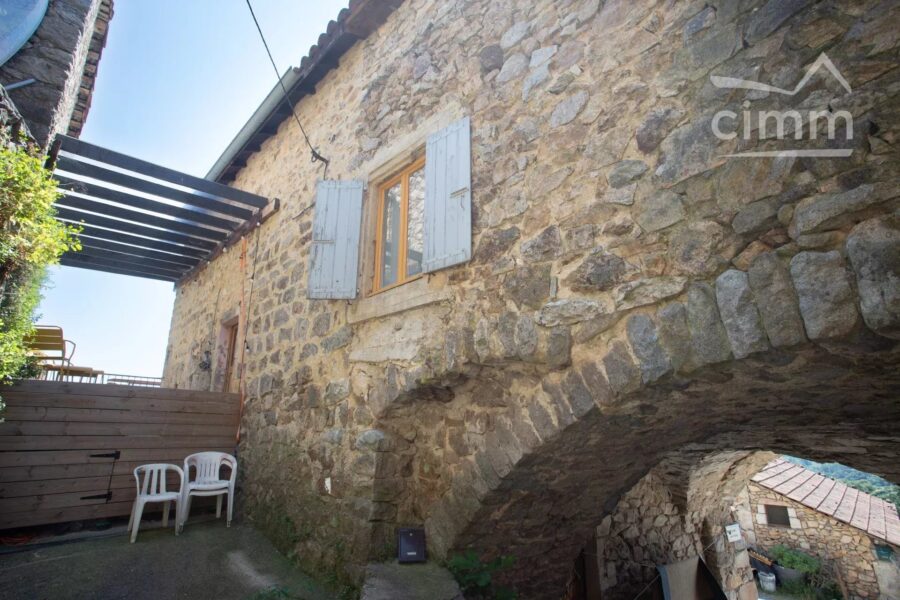 Maison à vendre à Saint-Andéol-de-Vals — Vue montagne — photo 12