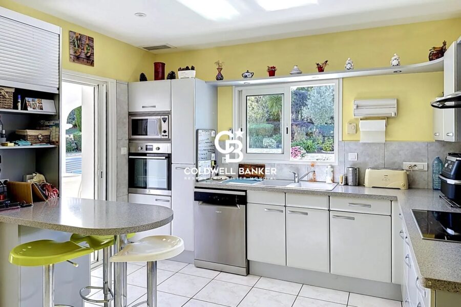 Maison à vendre à Talmont-Saint-Hilaire — Vue parc & jardin — photo 10