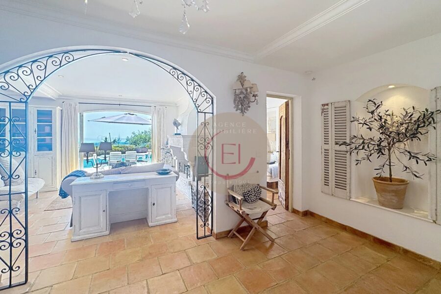 Maison à vendre à Les Adrets-de-l&rsquo;Estérel — Vue mer — photo 13