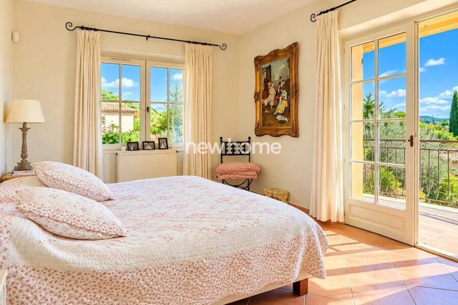 Maison à vendre à Tourrettes — Vue montagne — photo 18