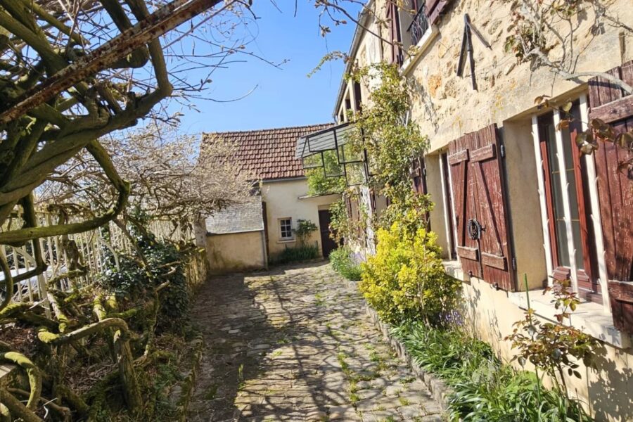 Maison à vendre à Saint-Forget — Vue montagne — photo 4