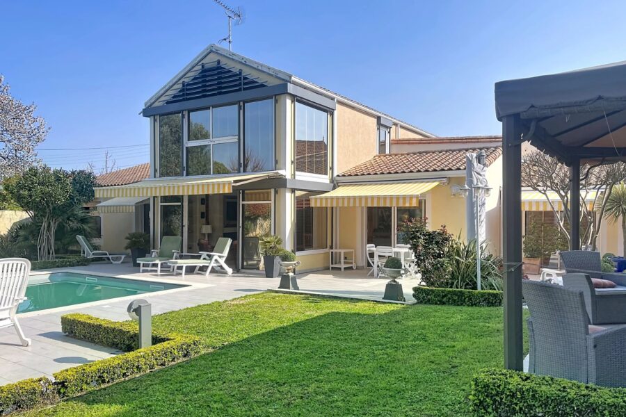 Maison à vendre à La Rochelle — Vue parc & jardin — photo 2