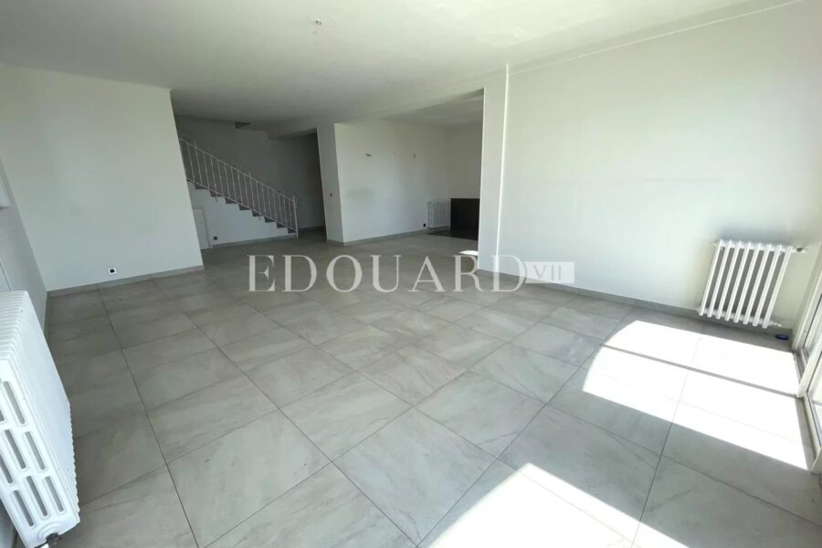 Maison à vendre à La Turbie — Vue mer — photo 12
