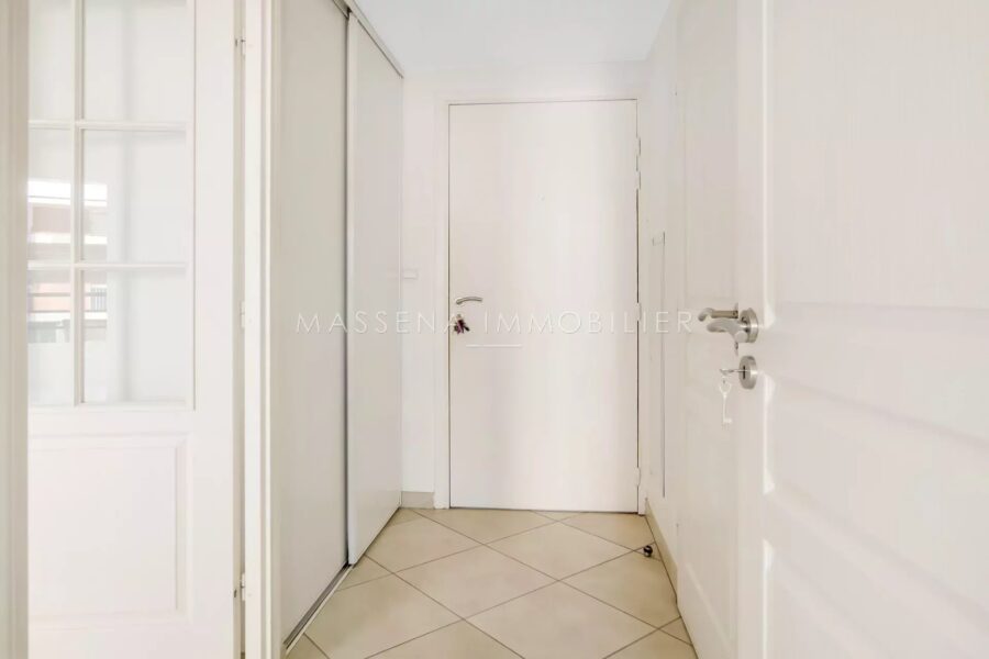 Appartement à vendre à Nice — Vue sur la ville — photo 4