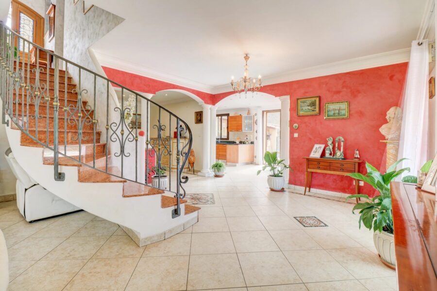Maison à vendre à La Trinité — Vue montagne — photo 13