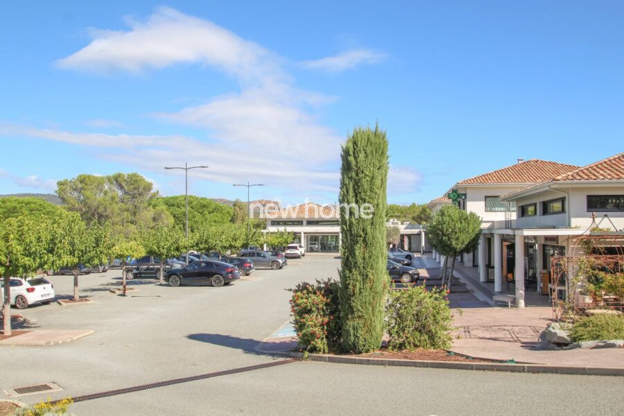 Appartement à vendre à Saint-Raphaël — Vue montagne — photo 20