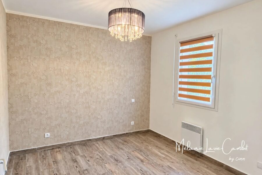 Maison à vendre à Val-de-Livenne — Vue nature — photo 8