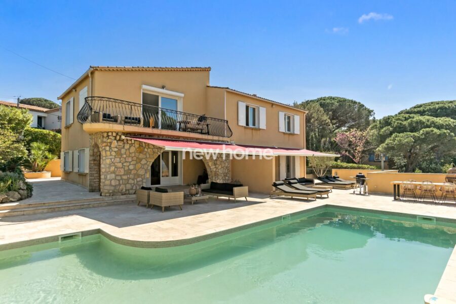 Maison à vendre à Sainte-Maxime — Vue montagne — photo 35