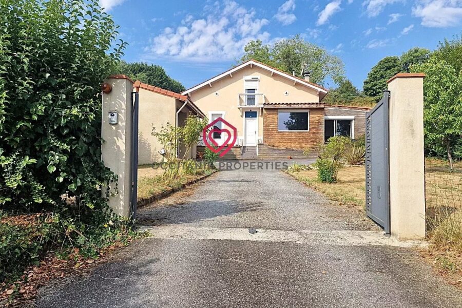 Maison à vendre à Mazères-sur-Salat — Vue montagne — photo 3