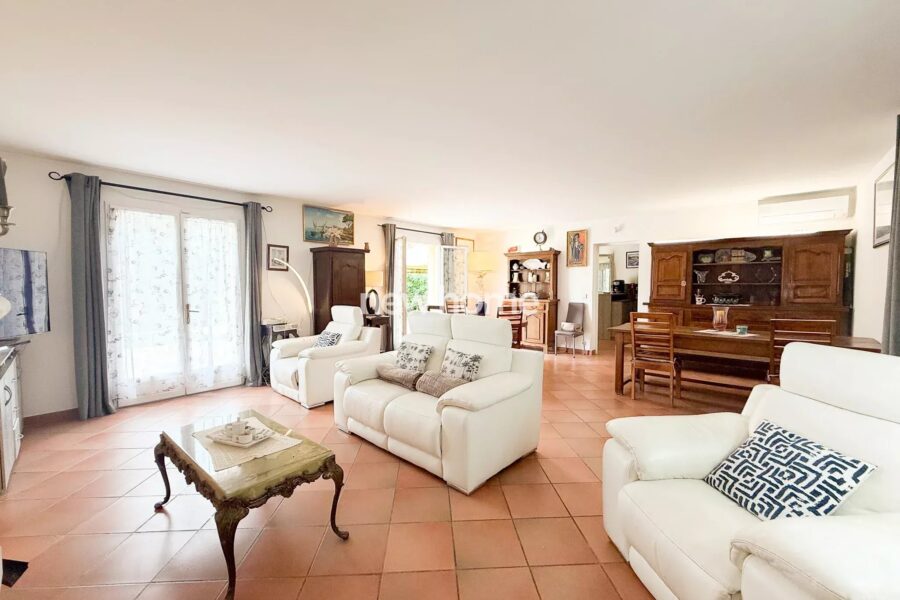 Maison à vendre à Lorgues — Vue parc & jardin — photo 10