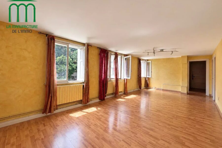 Appartement à vendre à Saint-Étienne — Vue sur la ville — photo 8