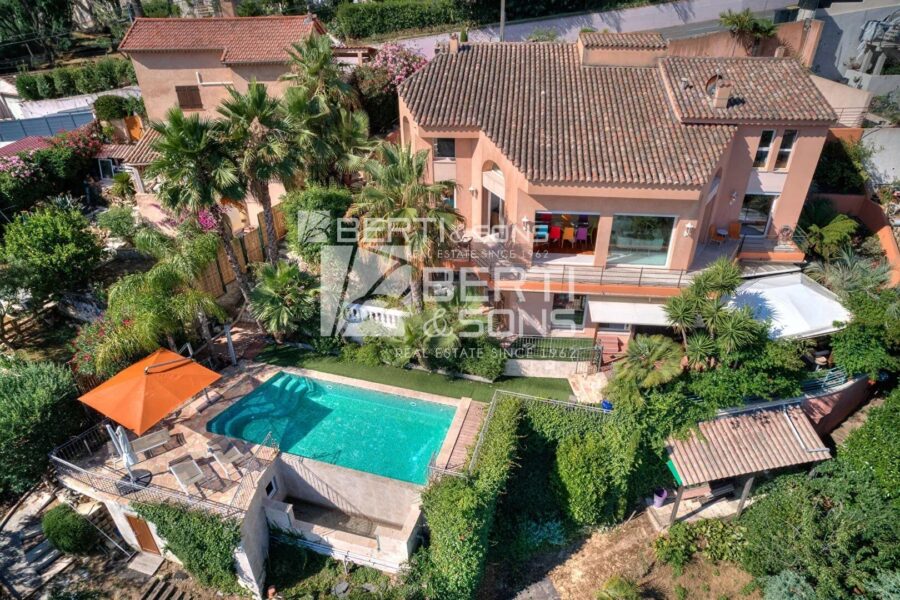 Maison à vendre à Mandelieu-la-Napoule — Vue mer — photo 2
