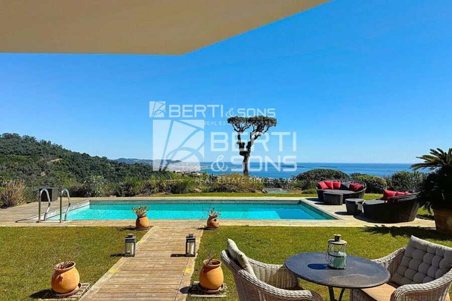 Appartement à vendre à Mandelieu-la-Napoule — Vue mer — photo 4