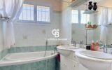 Maison à vendre à Saint-Georges-des-Coteaux — Vue parc & jardin — photo 12