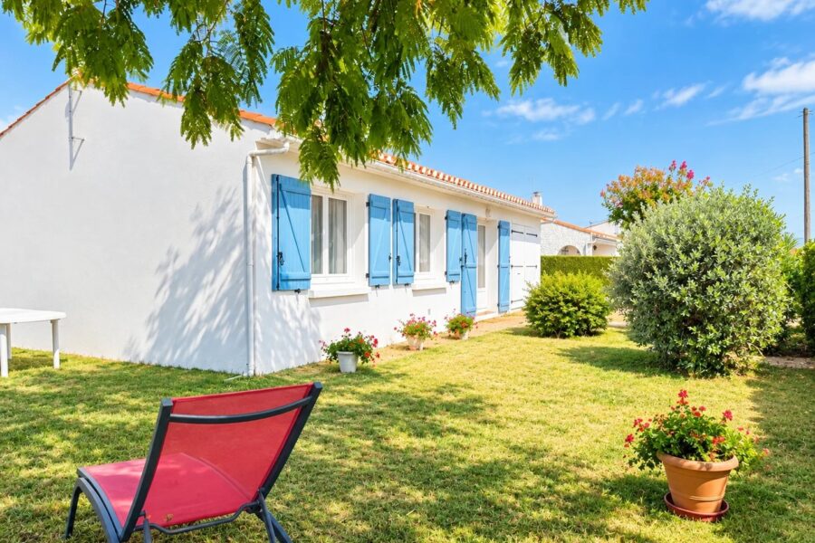 Maison à vendre à Jard-sur-Mer — Vue parc & jardin — photo 2
