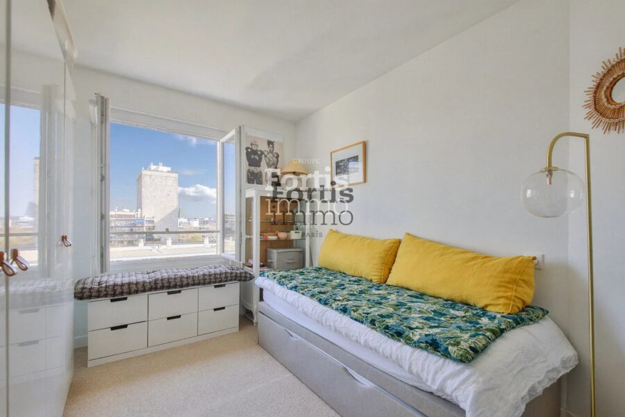Appartement à vendre à Boulogne-Billancourt — Vue sur la ville — photo 9