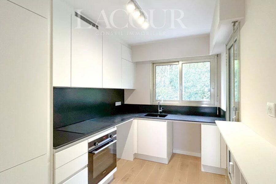 Appartement à louer à Le Cannet — Vue mer — photo 4