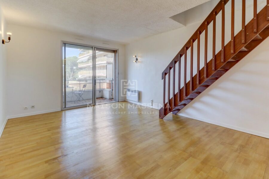 Appartement à vendre à Saint-Laurent-du-Var — Vue parc & jardin — photo 3