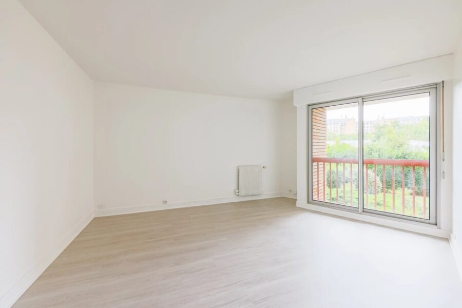 Appartement à vendre à Paris 10e arrondissement — Vue parc & jardin — photo 2