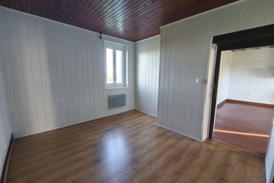 Maison à vendre à Savigny-Poil-Fol — Vue montagne — photo 4