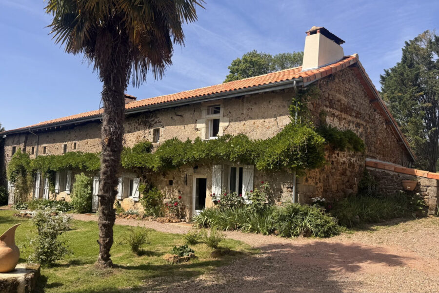 Maison à vendre à Mazerolles — Vue nature — photo 2