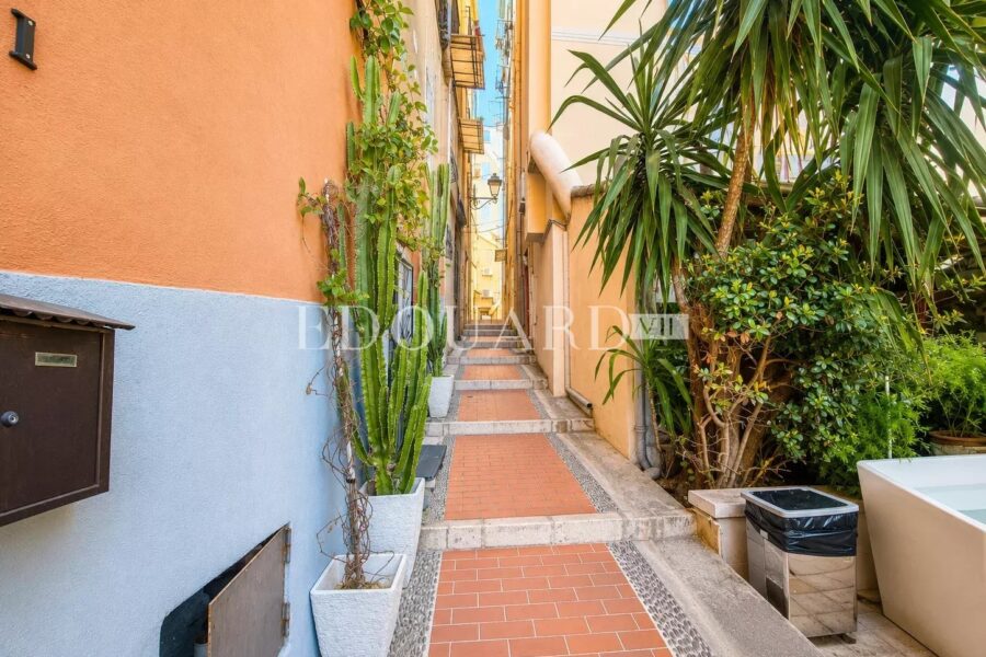 Appartement à vendre à Menton — Vue sur la ville — photo 9