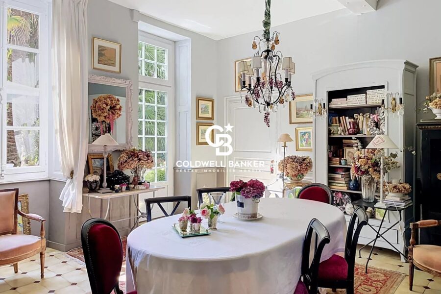 Maison à vendre à Saint-Jean-d&rsquo;Angély — Vue parc & jardin — photo 2