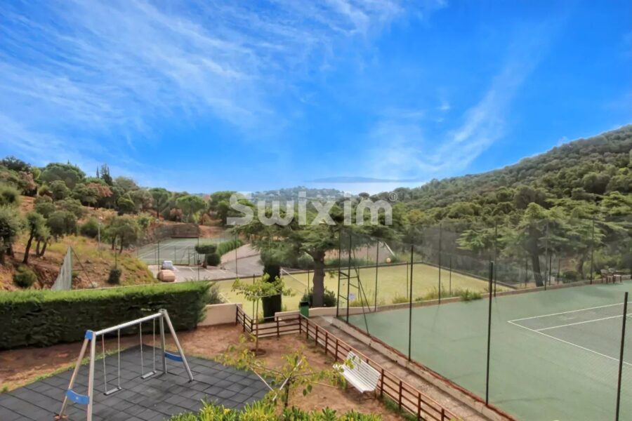 Maison à vendre à Sainte-Maxime — Vue mer — photo 15