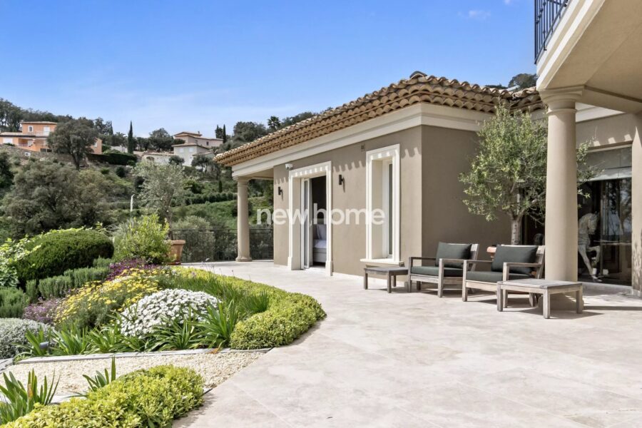 Maison à vendre à Sainte-Maxime — Vue mer — photo 47