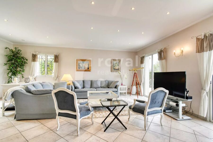 Maison à vendre à Mougins — Vue montagne — photo 5