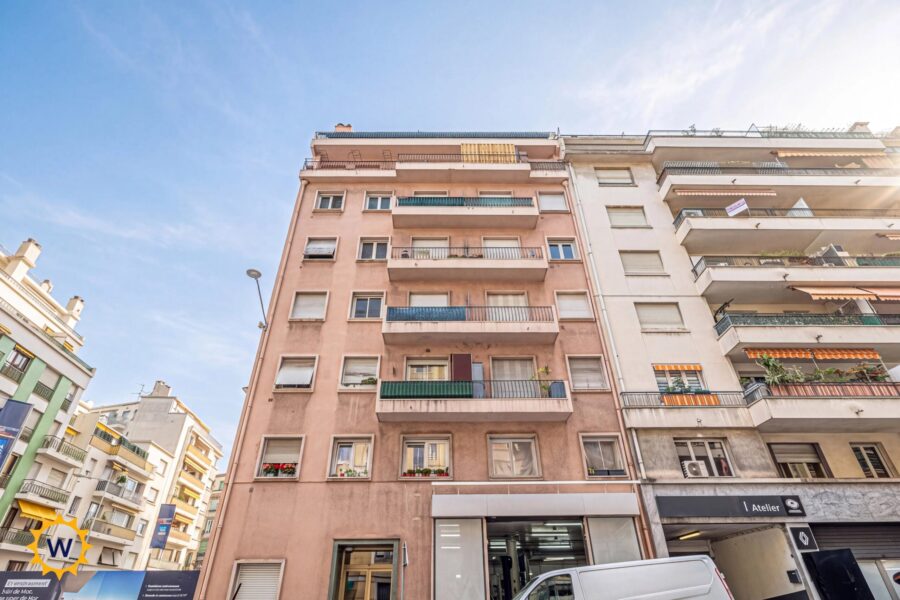 Appartement à louer à Nice — Vue sur la ville — photo 8