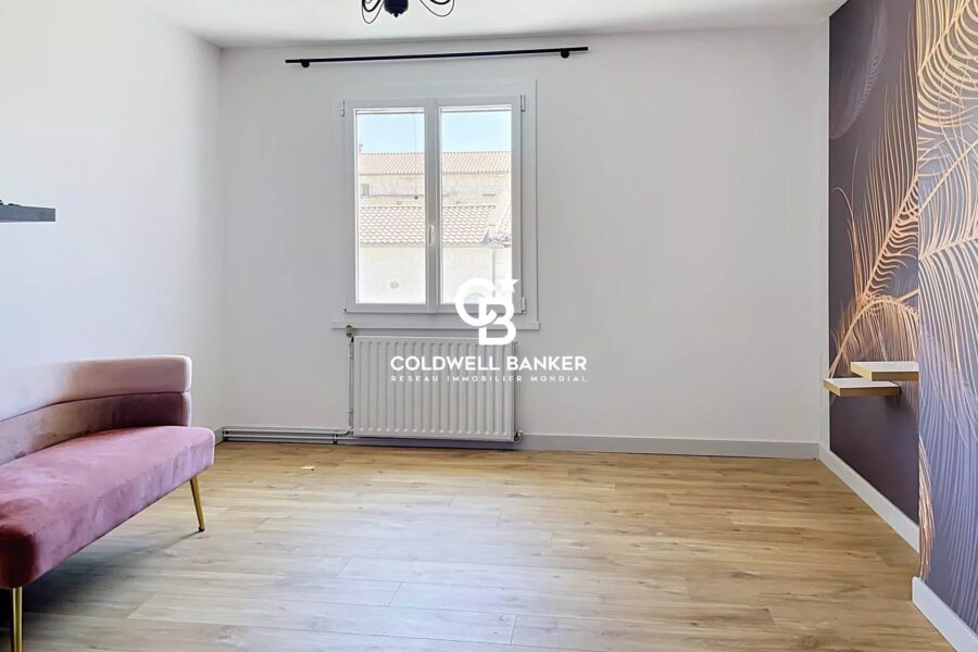 Maison à vendre à Sainte-Lheurine — Vue parc & jardin — photo 24