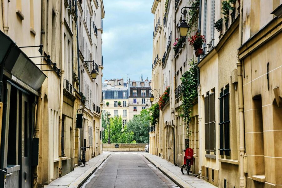 Appartement à vendre à Paris 4e arrondissement — Vue parc & jardin — photo 10