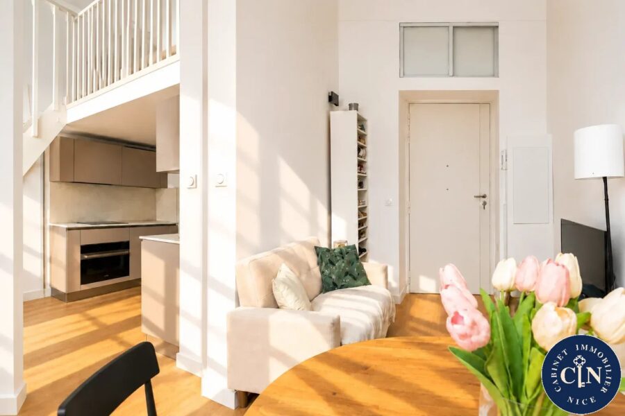 Appartement à vendre à Nice — Vue sur la ville — photo 4