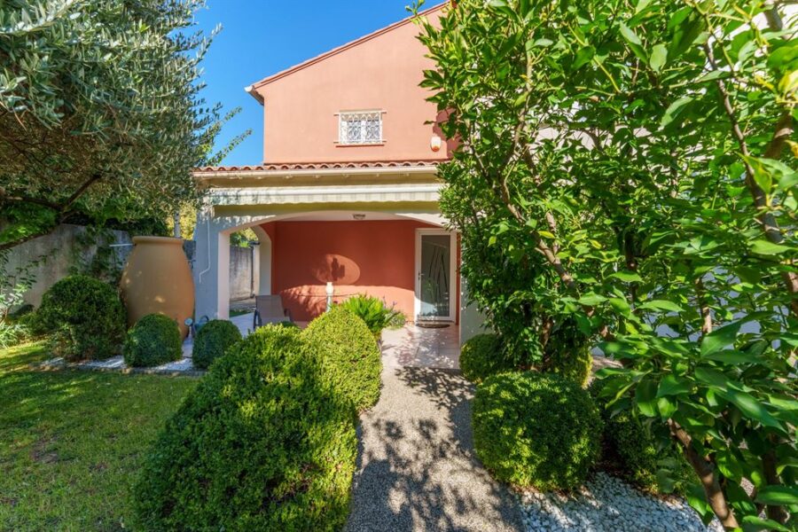 Maison à vendre à Le Crès — Vue parc & jardin — photo 12