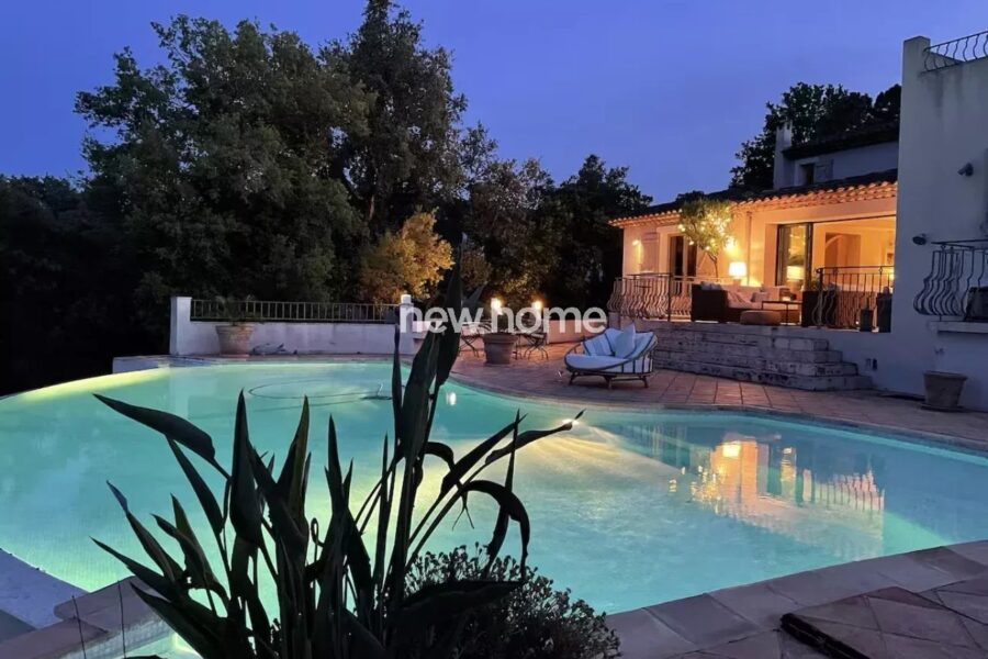 Maison à vendre à Les Adrets-de-l&rsquo;Estérel — Vue mer — photo 7