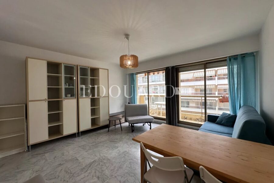 Appartement à vendre à Menton — Vue sur la ville — photo 5