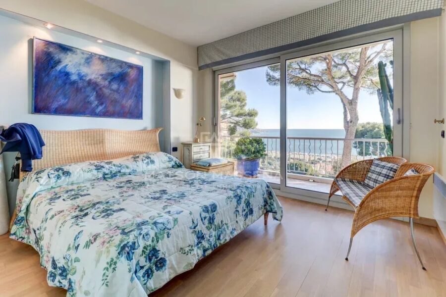 Appartement à vendre à Villefranche-sur-Mer — Vue mer — photo 8
