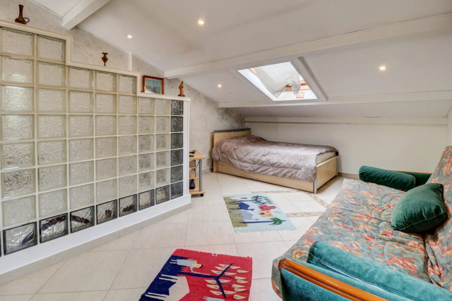 Maison à vendre à La Trinité — Vue montagne — photo 23