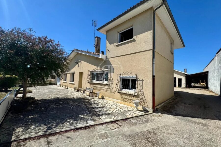 Maison à vendre à Puisseguin — Vue nature — photo 2