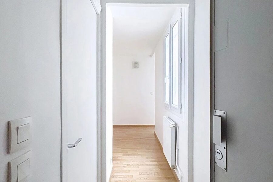 Appartement à vendre à Paris 8e arrondissement — Vue sur la ville — photo 2