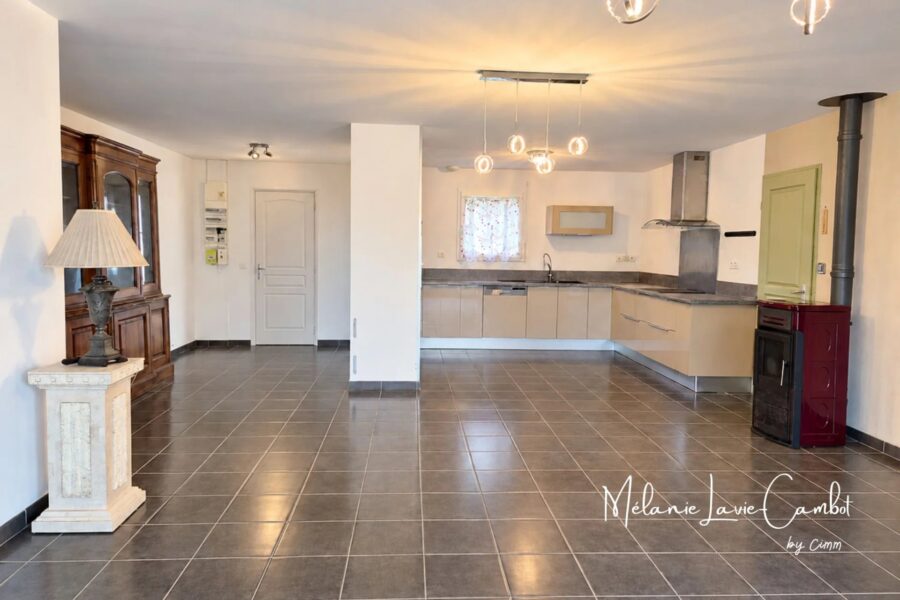 Maison à vendre à Val-de-Livenne — Vue nature — photo 4