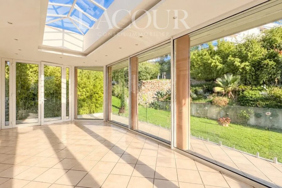 Maison à vendre à Cannes — Vue parc & jardin — photo 3